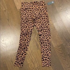 Leopard print leggings